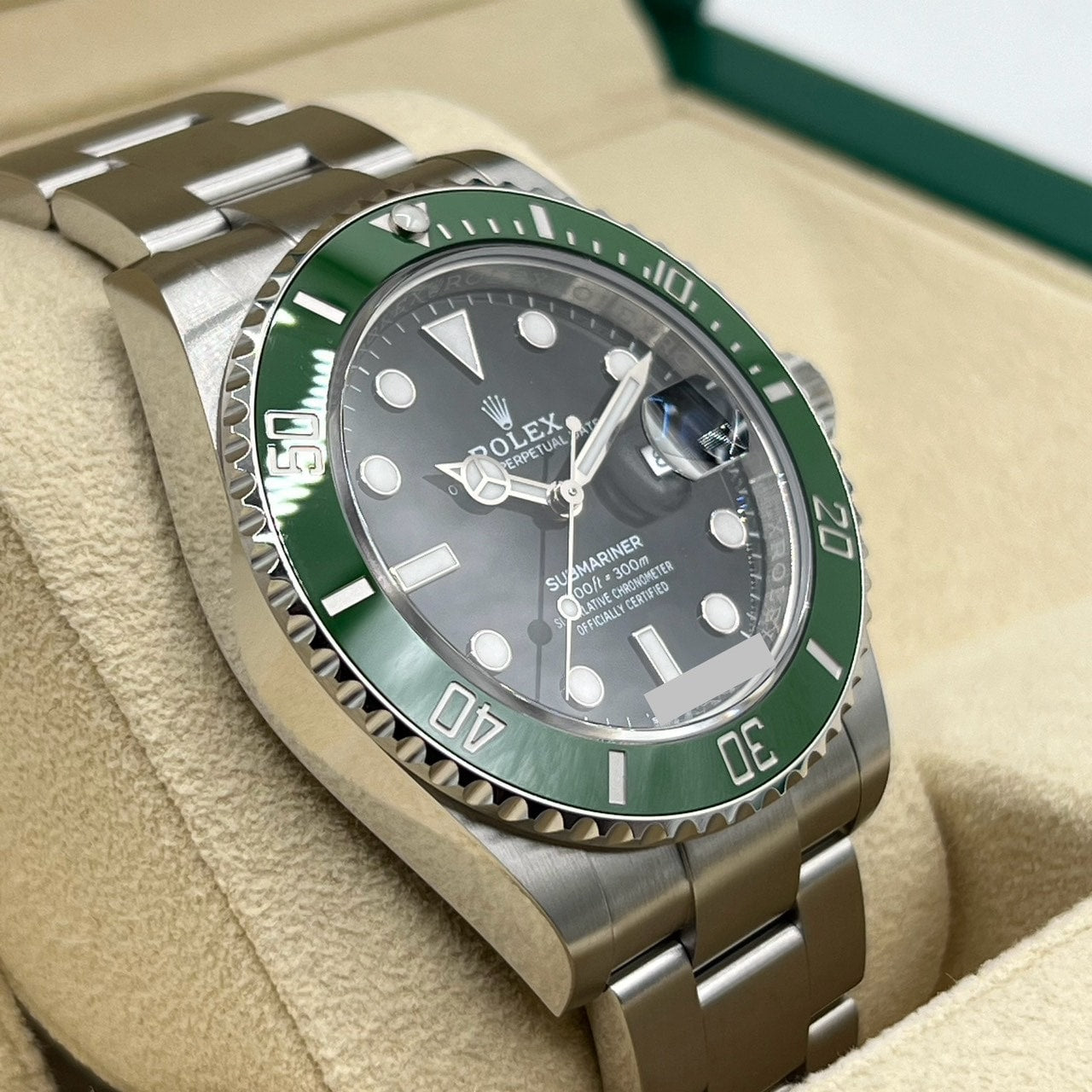 Pre-Owned Rolex Submariner Date 126610LV Oyster Bracelet Black Green 41mm