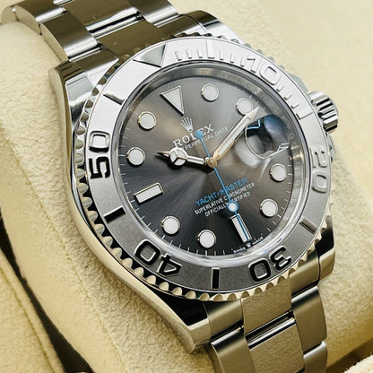 劳力士 Yacht-Master 126622 蚝式手链 黑铑 40 毫米
