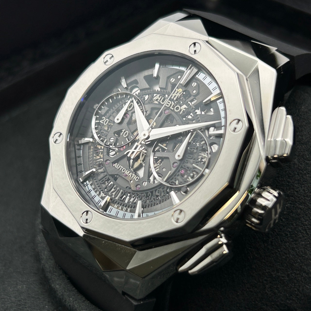 Hublot Classic Aerofusion 525.nx.0127.lr.jorl19鈦黑色