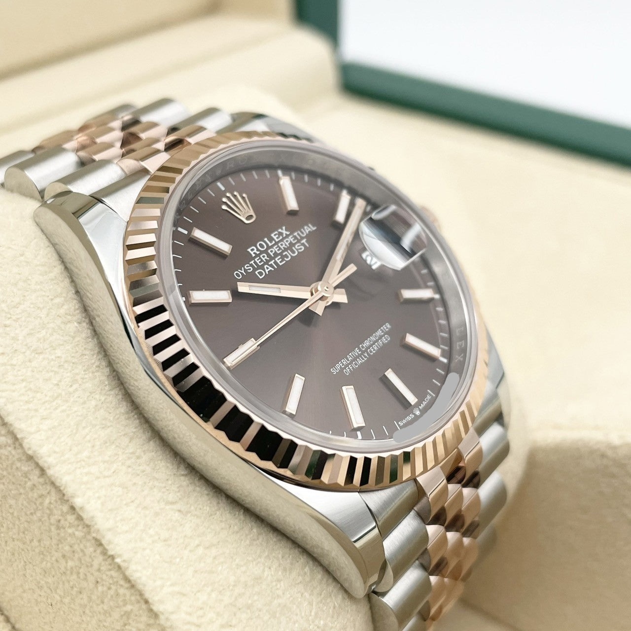 プレオウンド ロレックス デイトジャスト 126231 チョコレート ジュビリーブレス 36mm