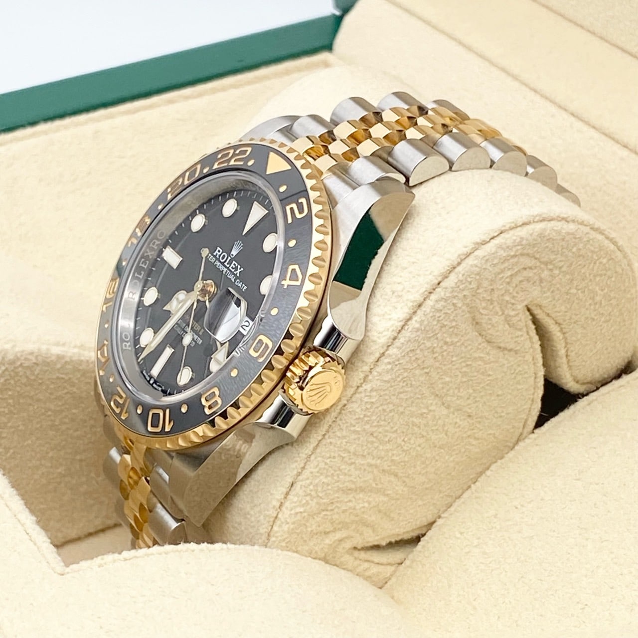 롤렉스 GMT 마스터 II 126713GRNR 블랙 40mm