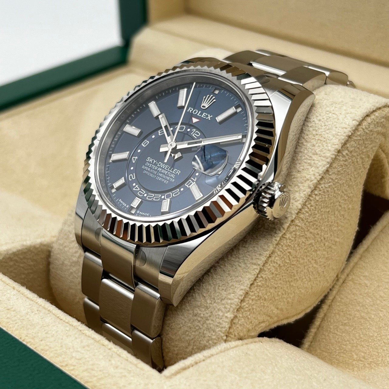 Pre-Owned Rolex Sky Dweller 336934 Bright Blue Oyster Bracelet 42mm