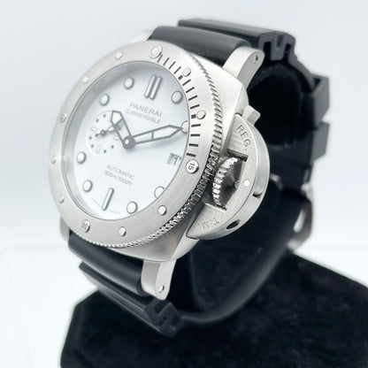 プレオウンド パネライ サブマーシブル PAM02223 ホワイト 42mm