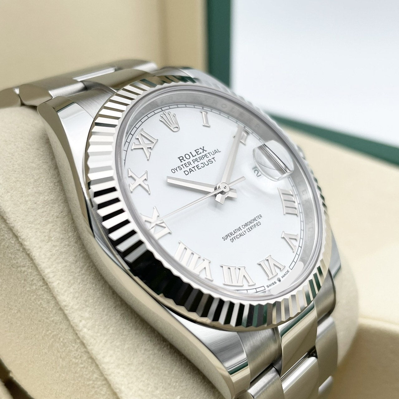 プレオウンド ロレックス デイトジャスト 126334 ホワイトローマン オイスターブレスレット 41mm