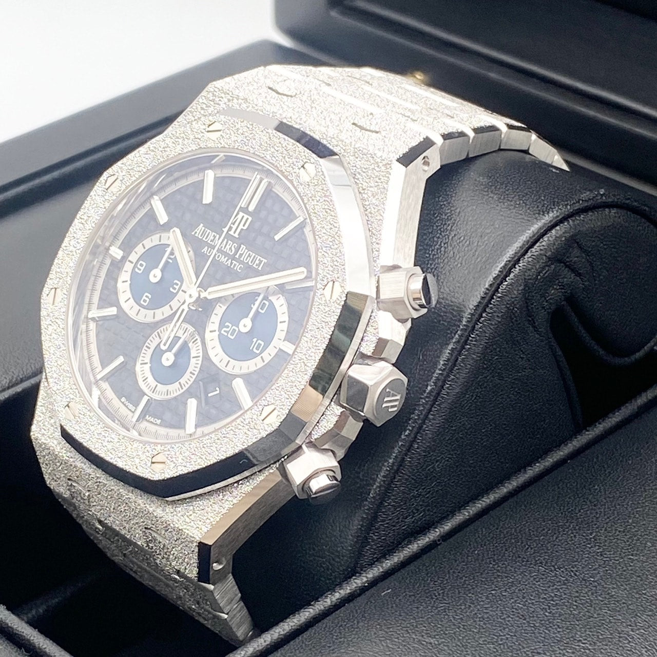 Pre-Owned Audemars Piguet Royal Oak 26331BC.GG.1224BC.03 Frosted Gold Grand Tapestry 41mm