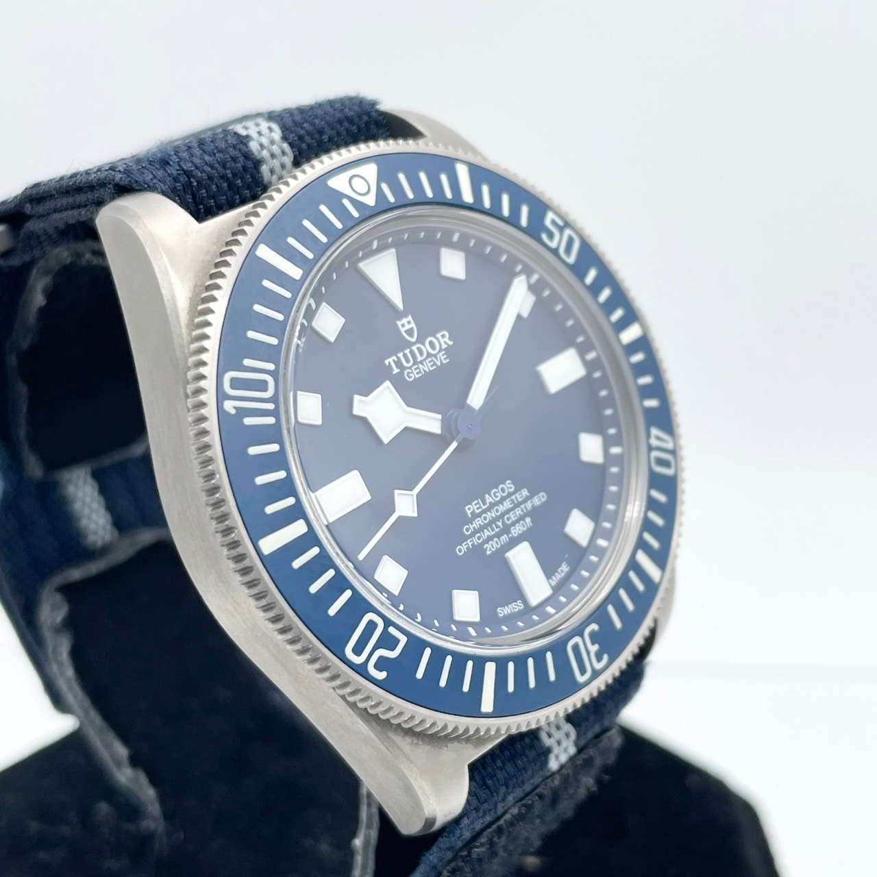 二手都铎王朝25707b/23蓝色42mm
