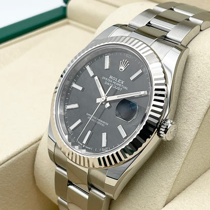 プレオウンド ロレックス デイトジャスト 126334 ブラックオイスターブレスレット 41mm
