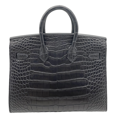 Hermes Birkin 20 Black Alligator Gold Hardware B가 새겨 져 있습니다