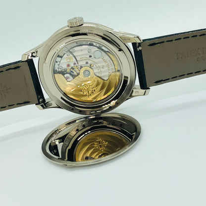 사전 소유의 Patek Philippe Calatrava 5227G-010 화이트 골드