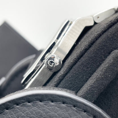 二手Girard Perregaux Lorraart 81010-11-431-11A蓝色42mm