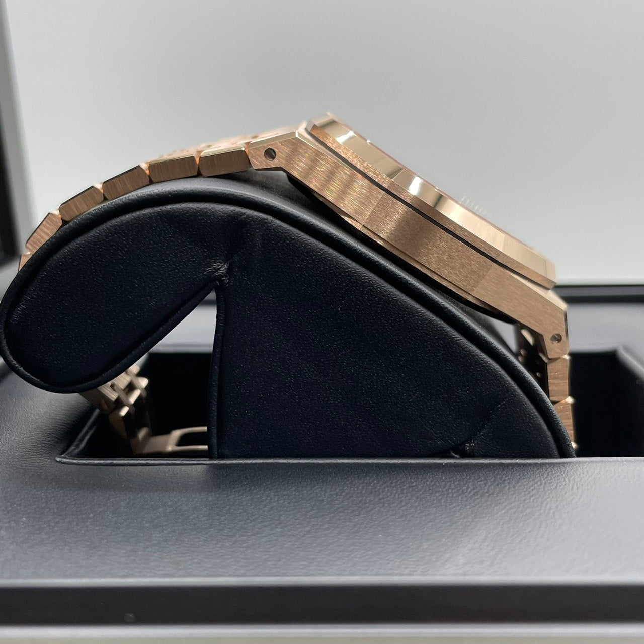 Pre-Owned Audemars Piguet Royal Oak 15510OR.OO.1320OR.03 Night Blue