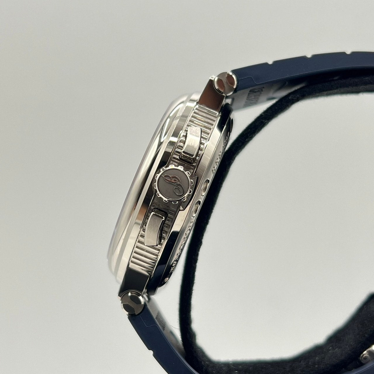 二手Breguet Marine 5527BB/Y2/5WV蓝色42.3mm