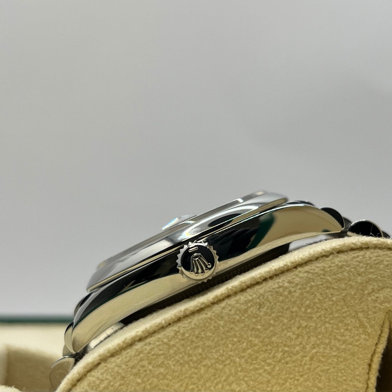 プレオウンド ロレックス デイトジャスト 126200  ジュビリーブレスレット　ブラック　36mm