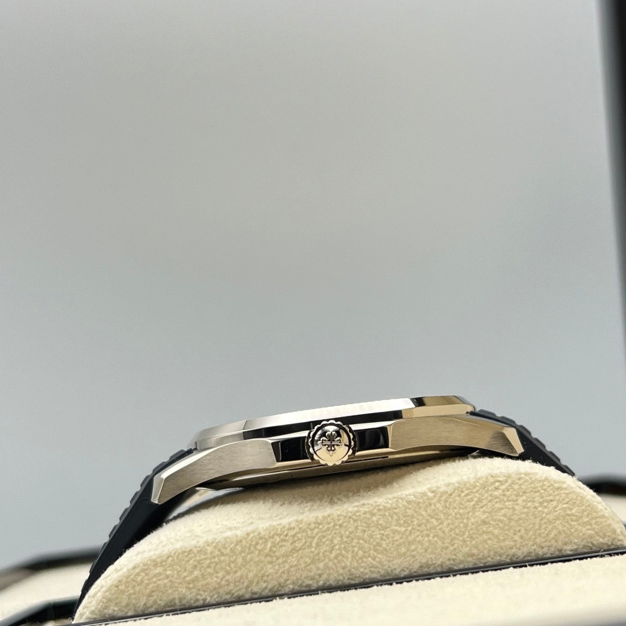 [New Buckle!] ! Patek Philippe Aquanaut 5168G-001 Blue 42.2mm