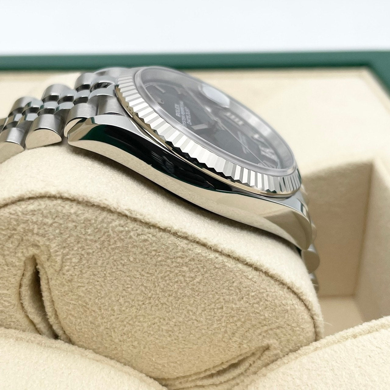 プレオウンド ロレックス デイトジャスト 126234 オーベルジーヌ　ジュビリーブレス 36mm