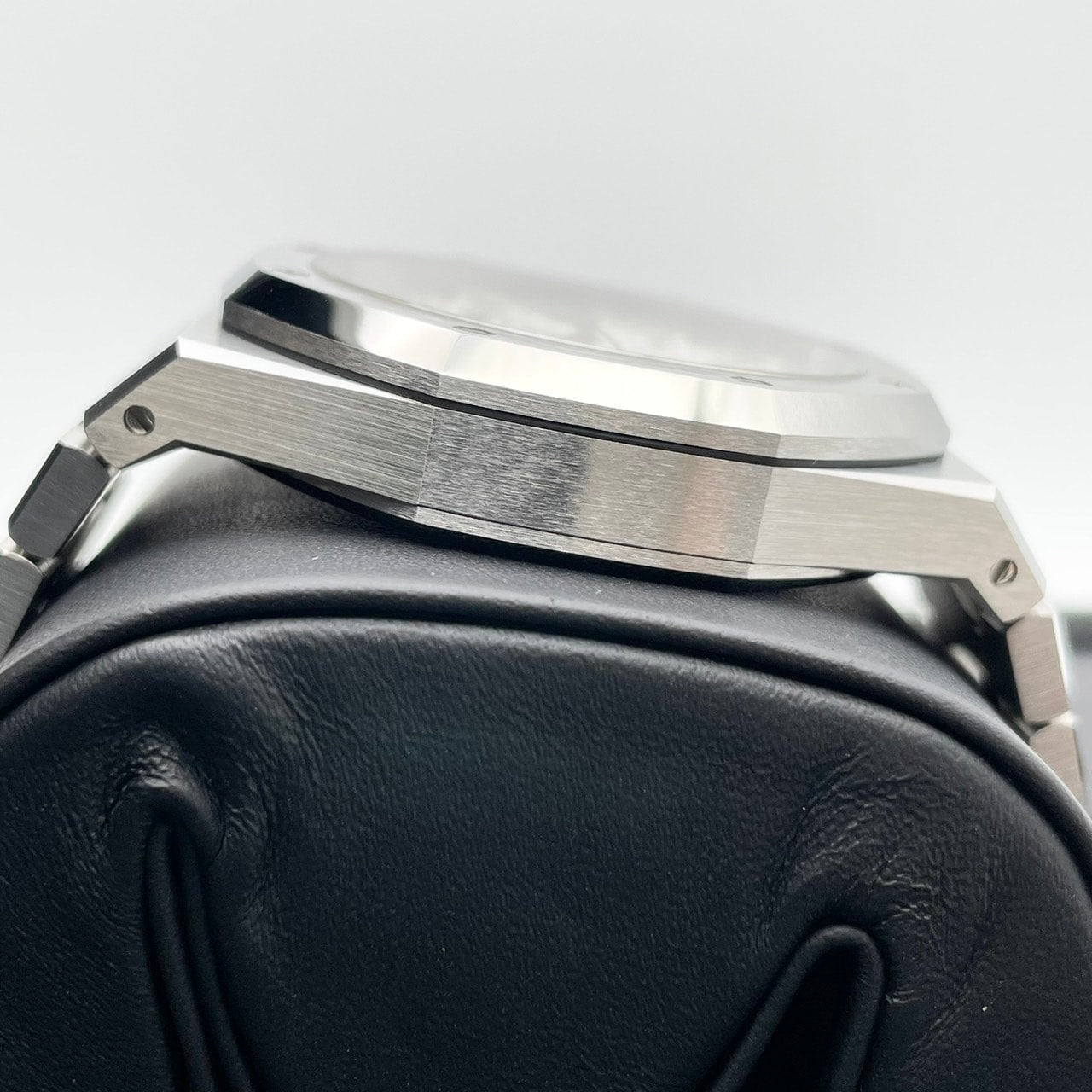 [50 주년 기념 로터 장착 모델] Audemars Piguet Royal Oak 15510st.oo.1320st.03 Silver 41mm