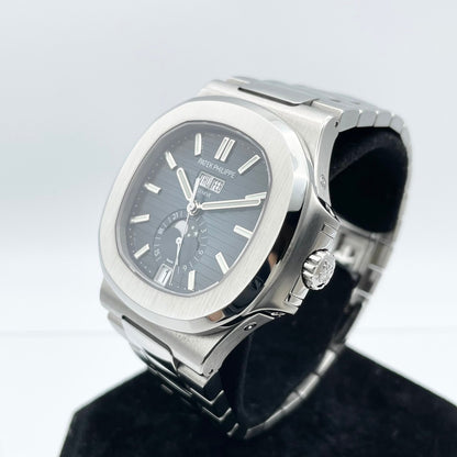 사전 소유의 Patek Philippe Nautilus 연례 달력 5726A-001 Black 40.5mm