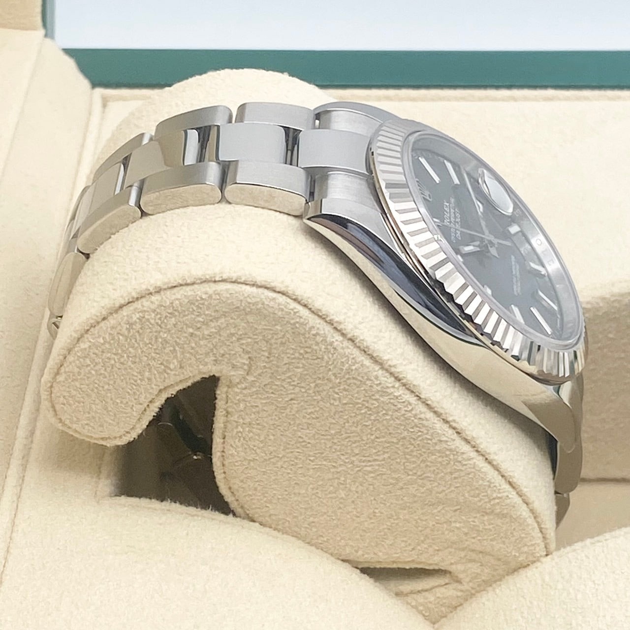 プレオウンド ロレックス デイトジャスト 126334 ミントグリーン オイスターブレス 41mm
