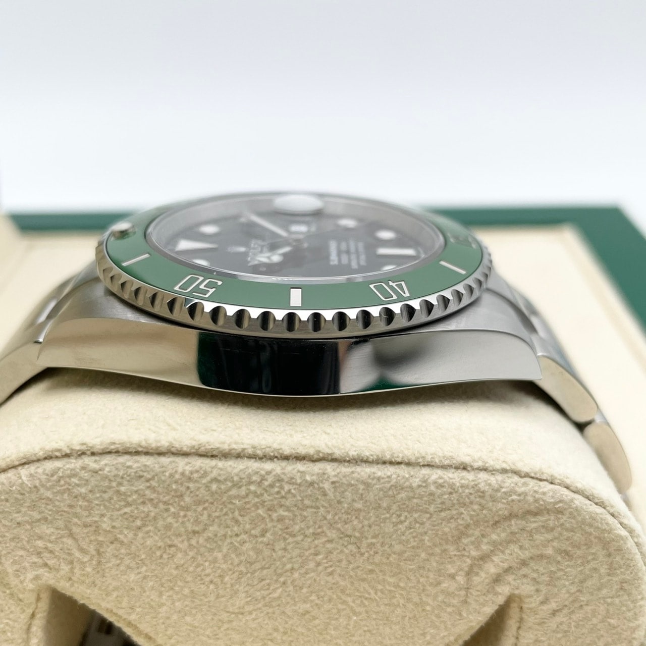 プレオウンド ロレックス サブマリーナ デイト 126610LV オイスターブレスレット ブラック 41mm