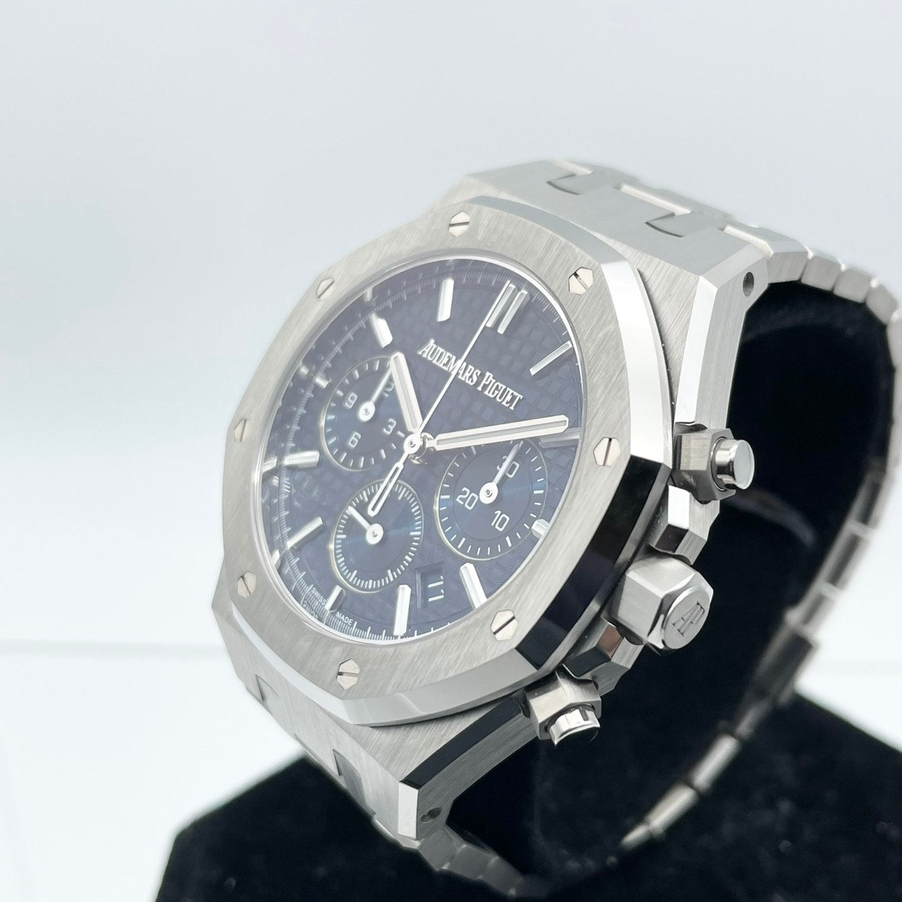 プレオウンド オーデマピゲ ロイヤルオーク 26715ST.OO.1356ST.01 ブルー 38mm