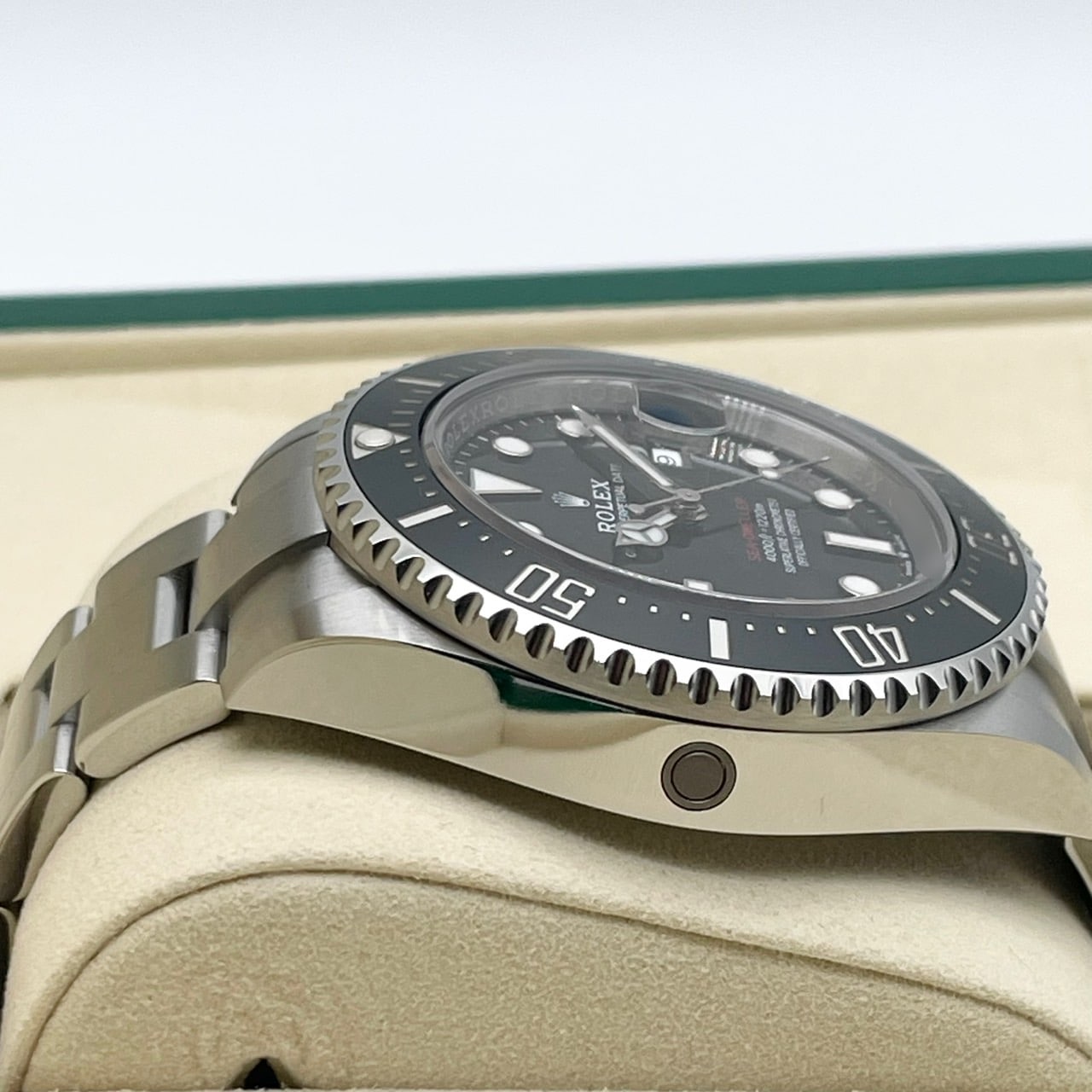 사전 소유의 롤렉스 바다 거주자 126600 블랙 굴 팔찌 43mm
