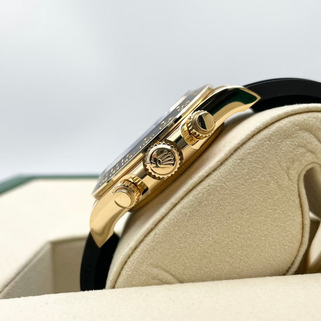 プレオウンド ロレックス デイトナ 126518LNG ブラック&シャンパン 8Pダイヤ 40mm