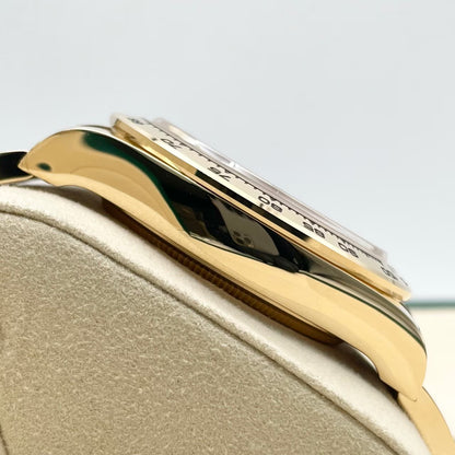 プレオウンド ロレックス デイトナ 126508 ブライトグリーン＆ゴールデン 40mm