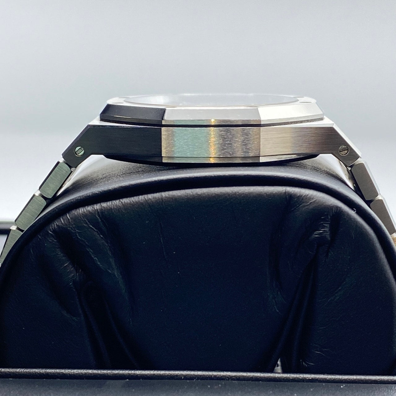 [50 주년 기념 로터 장착 모델] Audemars Piguet Royal Oak 15550st.oo.1356st.02 Blue Stainless Steel 37mm
