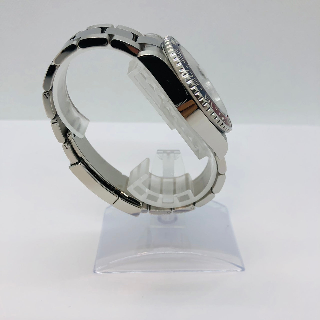 Pre-Owned Rolex GMT Master II 126710BLRO Oyster Bracelet Black Pepsi