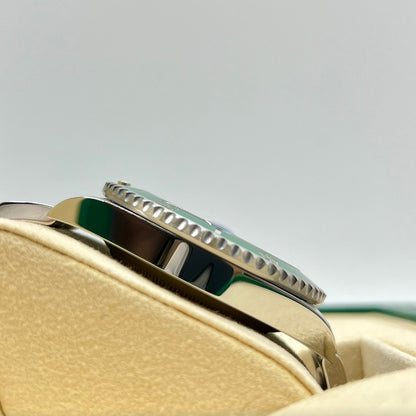 Pre-Owned Rolex Submariner Date Oyster Bracelet 40?o 116610LV