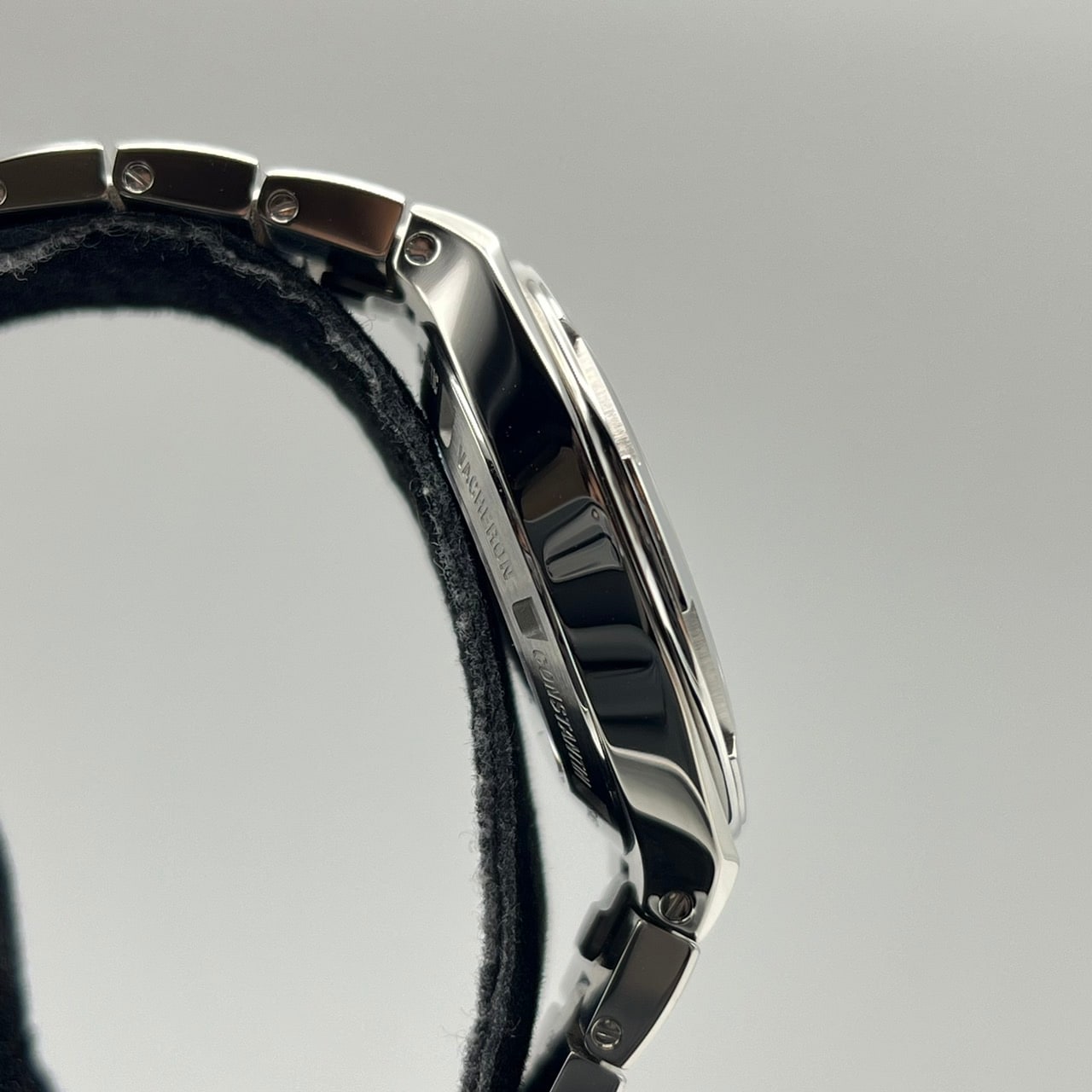 [新2023] Vacheron Constantin海外自動4600V/200A-B980 34.5mm