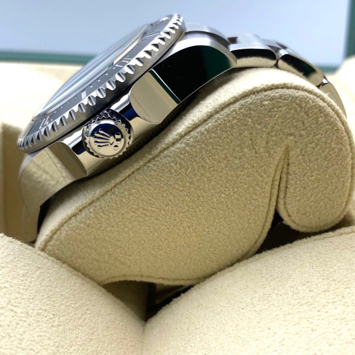 사전 소유 롤렉스 바다 거주자 136660 스테인레스 스틸 굴 팔찌 D 블루 44mm