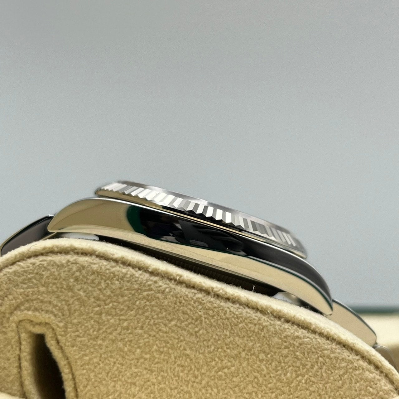 プレオウンド ロレックス デイトジャスト 126234G ブライトブルー ステンレス＋ホワイトゴールド オイスターブレスレット 36mm