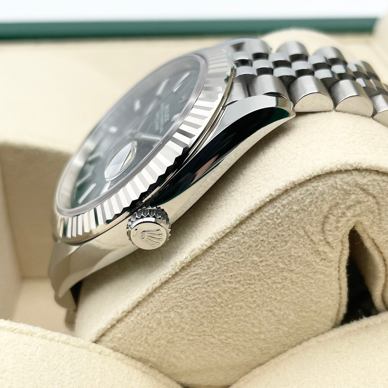 プレオウンド ロレックス デイトジャスト 126334 ミントグリーン ジュビリーブレス 41mm