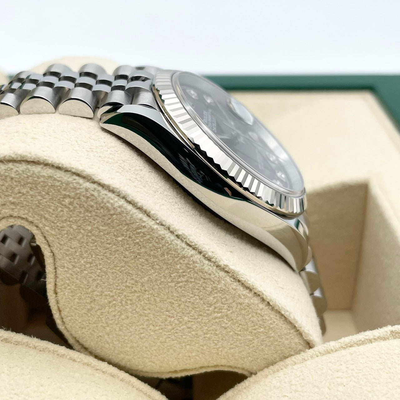 プレオウンド ロレックス デイトジャスト 126234G ブラック ジュビリーブレス 36mm