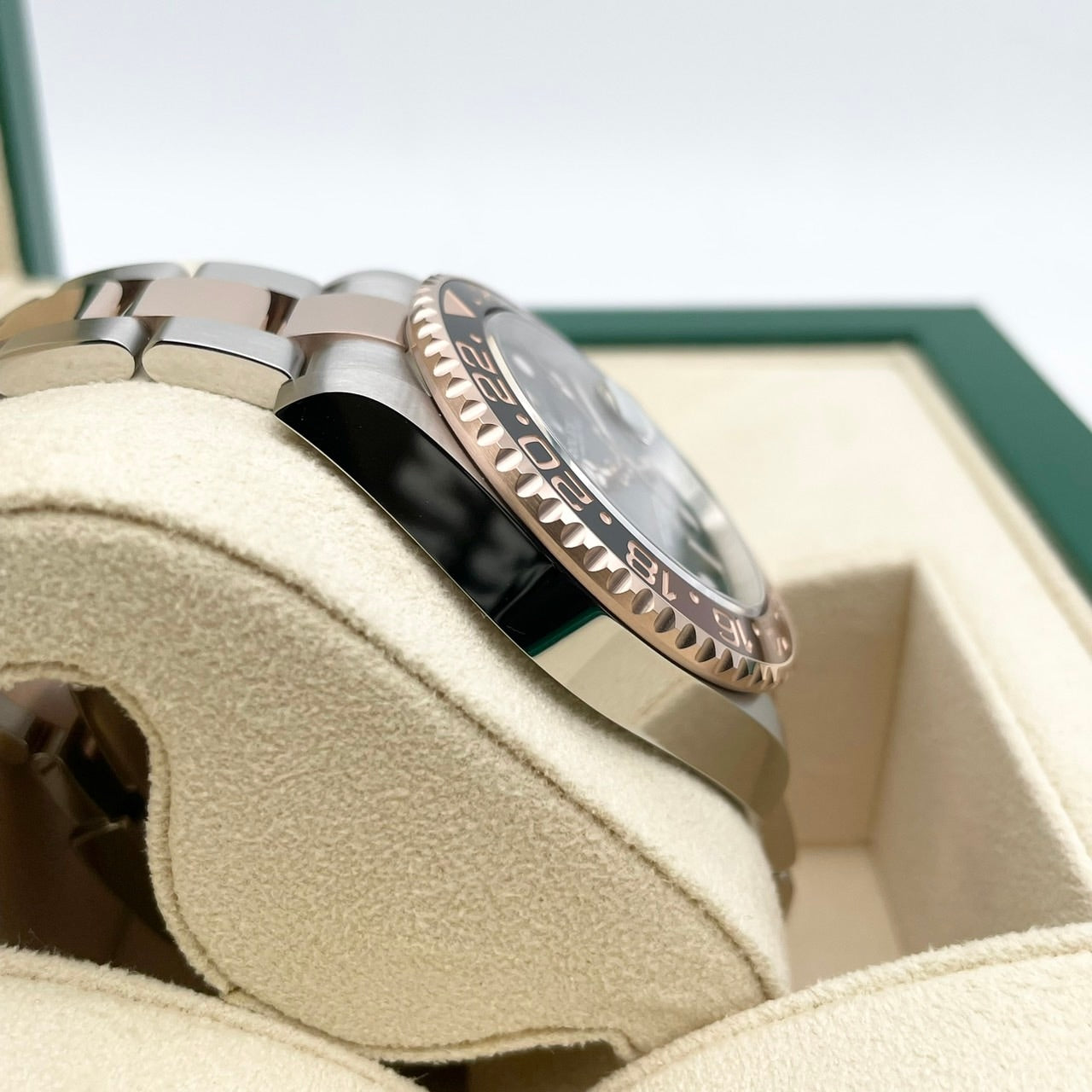 롤렉스 GMT 마스터 II 126711CHNR Black 40mm