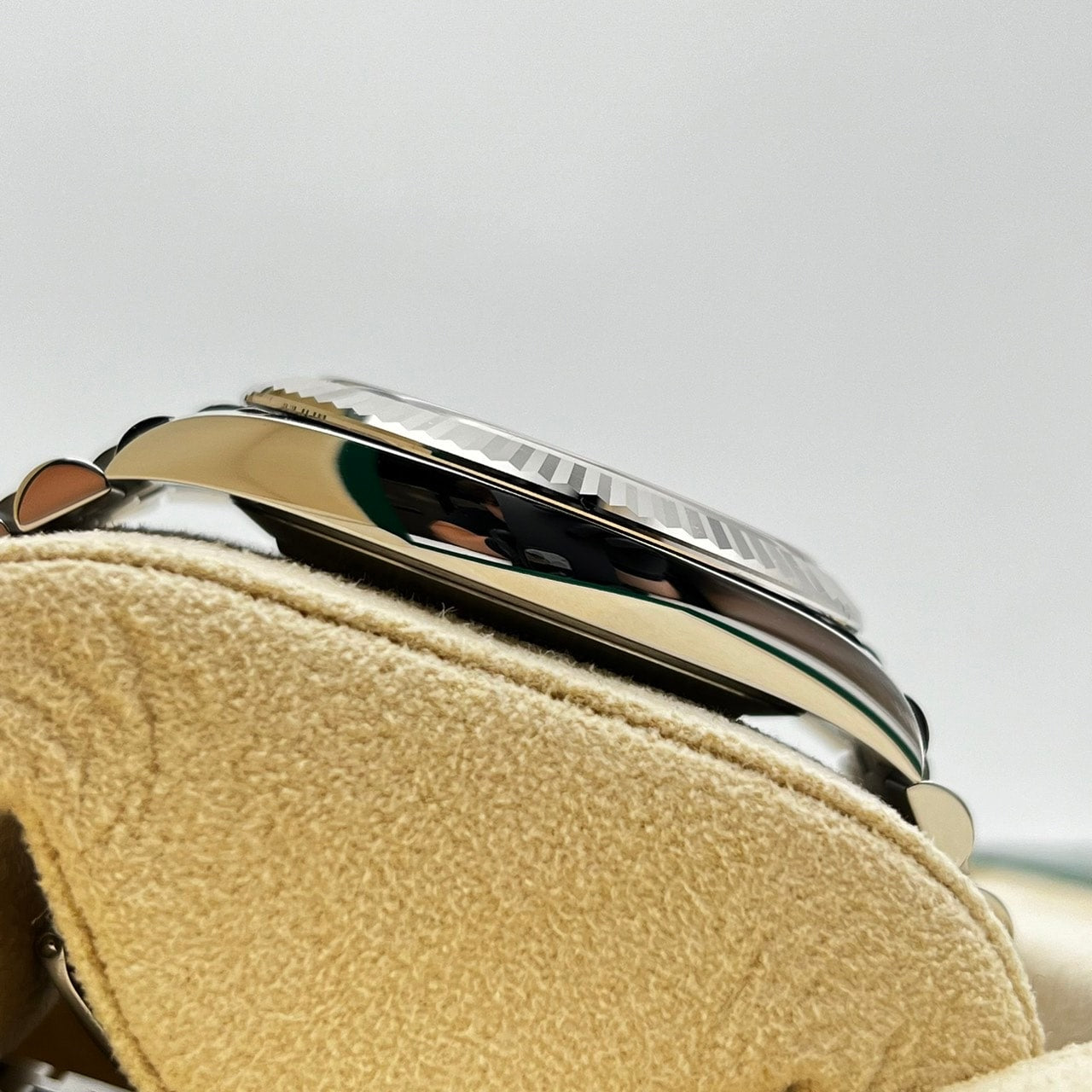 プレオウンド ロレックス デイトジャスト 126334 アズーロブルー ジュビリーブレス 41mm