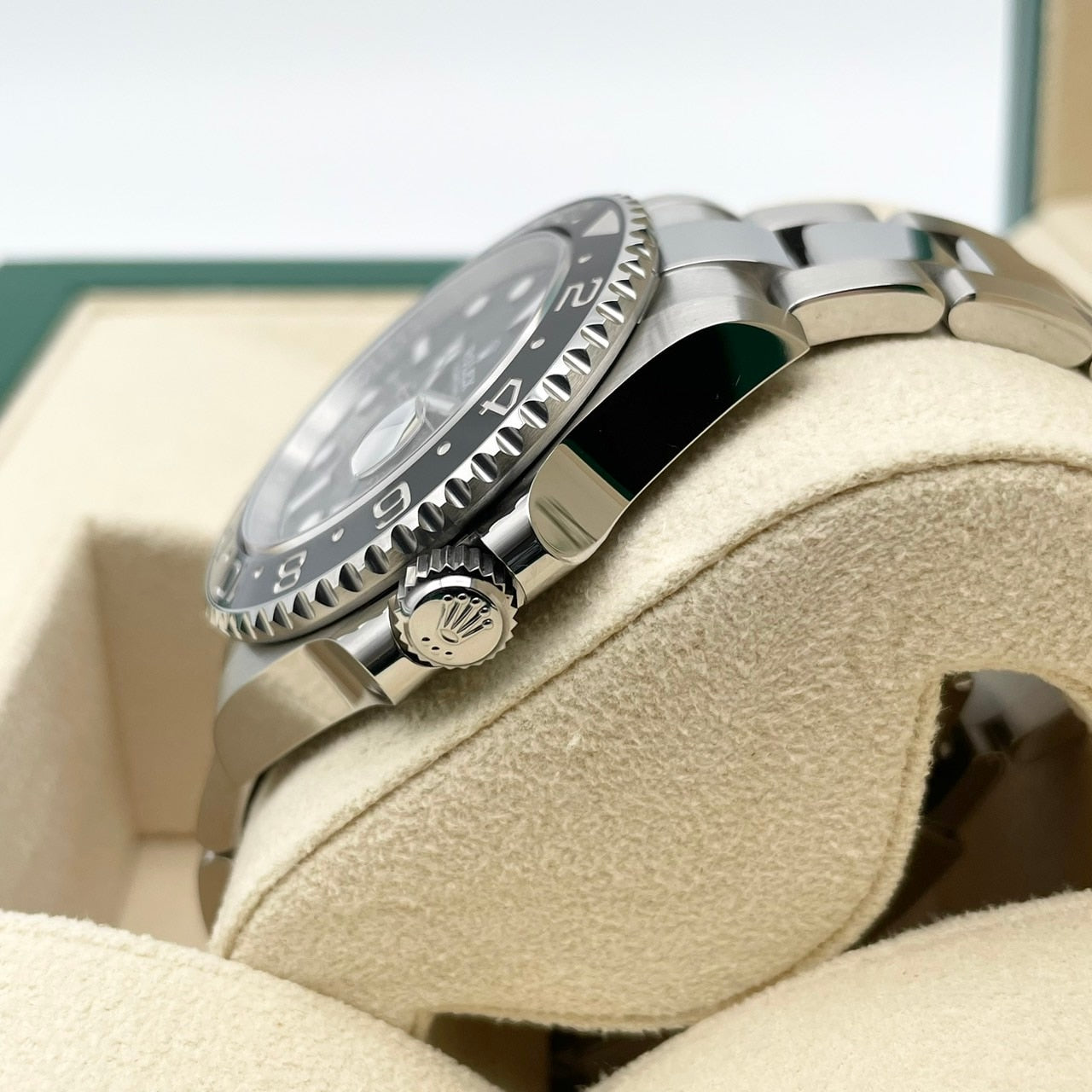 [2024 년의 새로운 릴리스! ! Rolex GMT 마스터 II 126710GRNR 검은 굴 팔찌 40mm