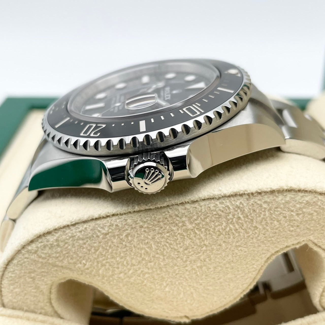 사전 소유의 롤렉스 바다 거주자 126600 굴 팔찌 검은 43mm