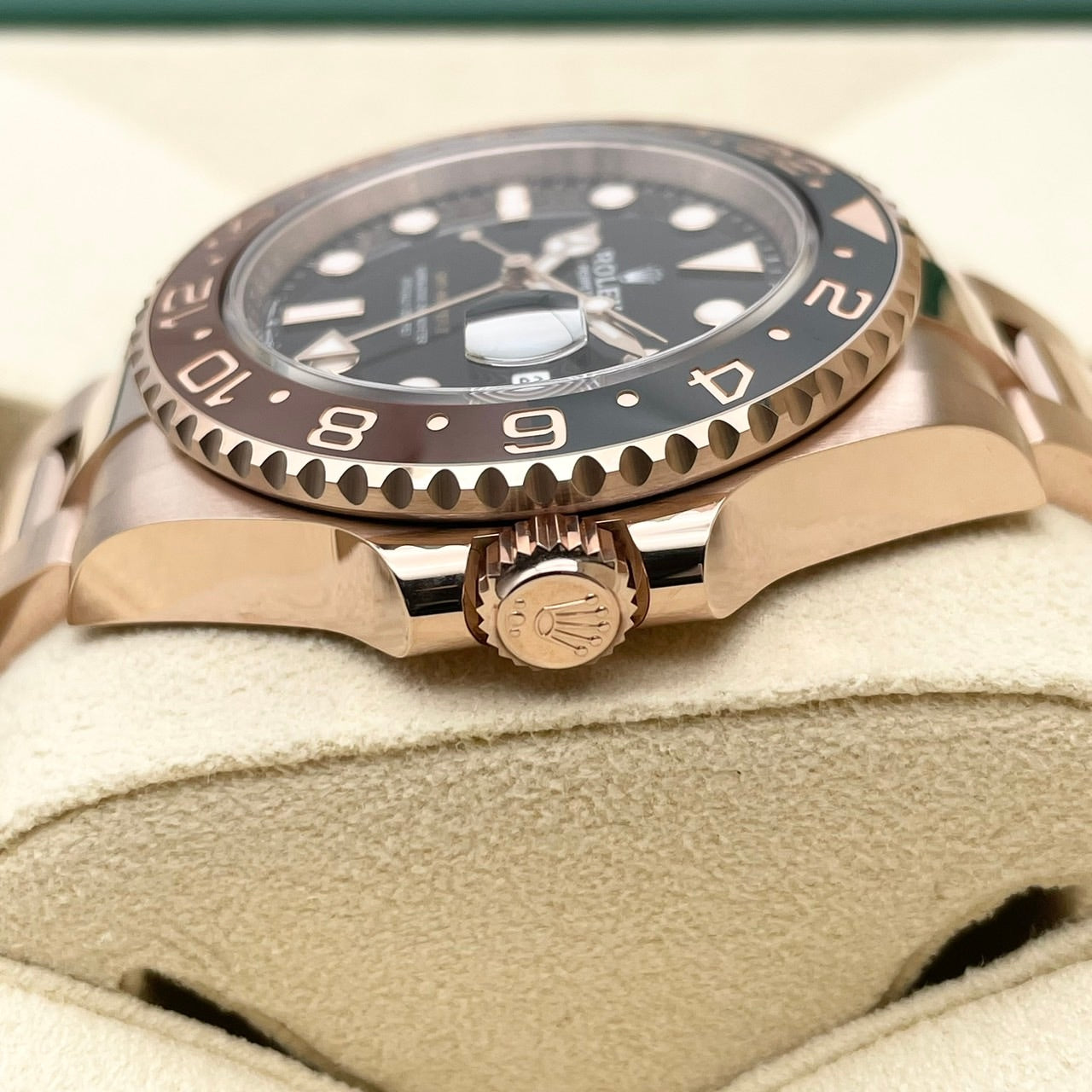 롤렉스 GMT 마스터 II 126715CHNR Black Everros Gold 40mm