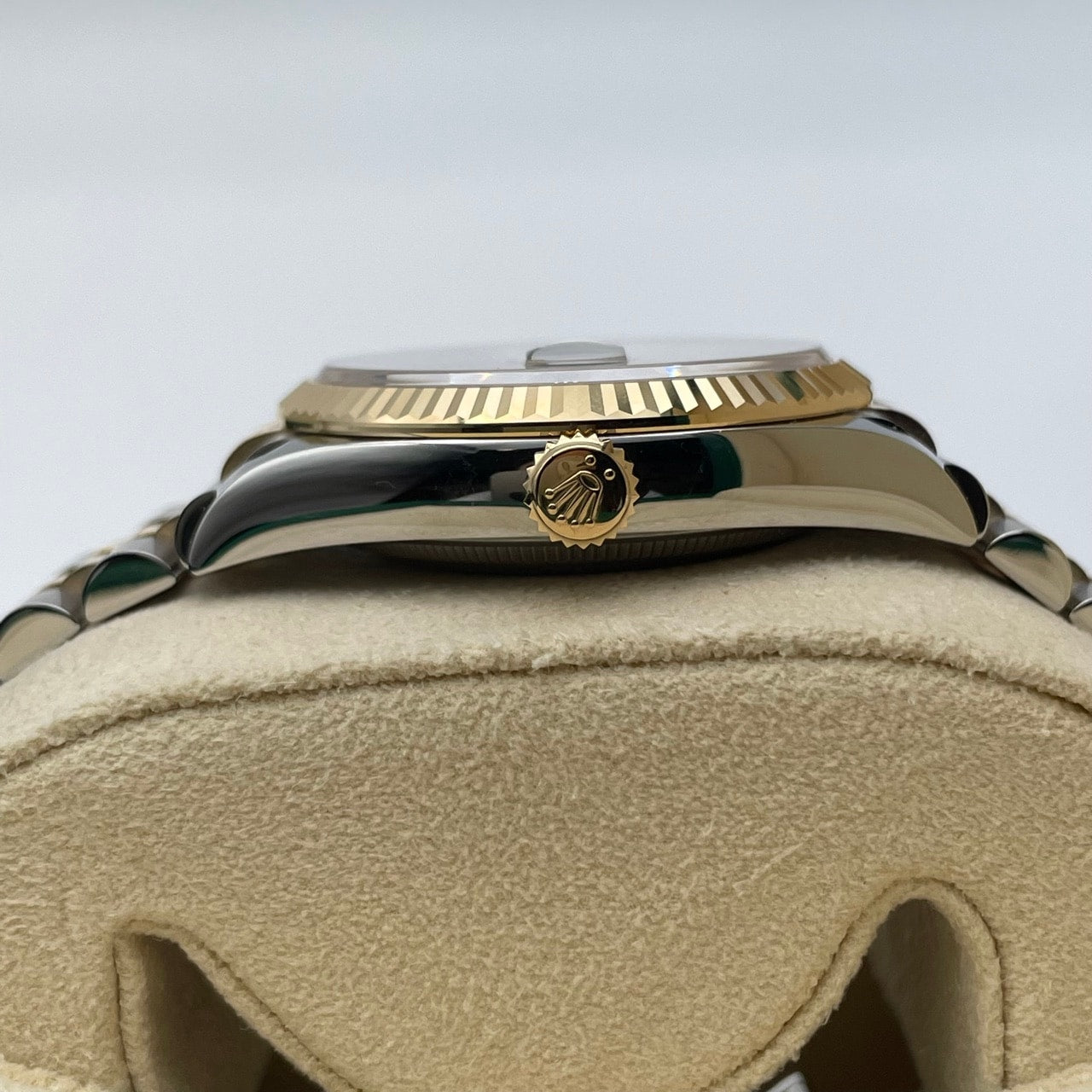 Pre-Owned Rolex Datejust 126233 Slate Stainless Steel + Yellow Gold Jubilee Bracelet 36mm