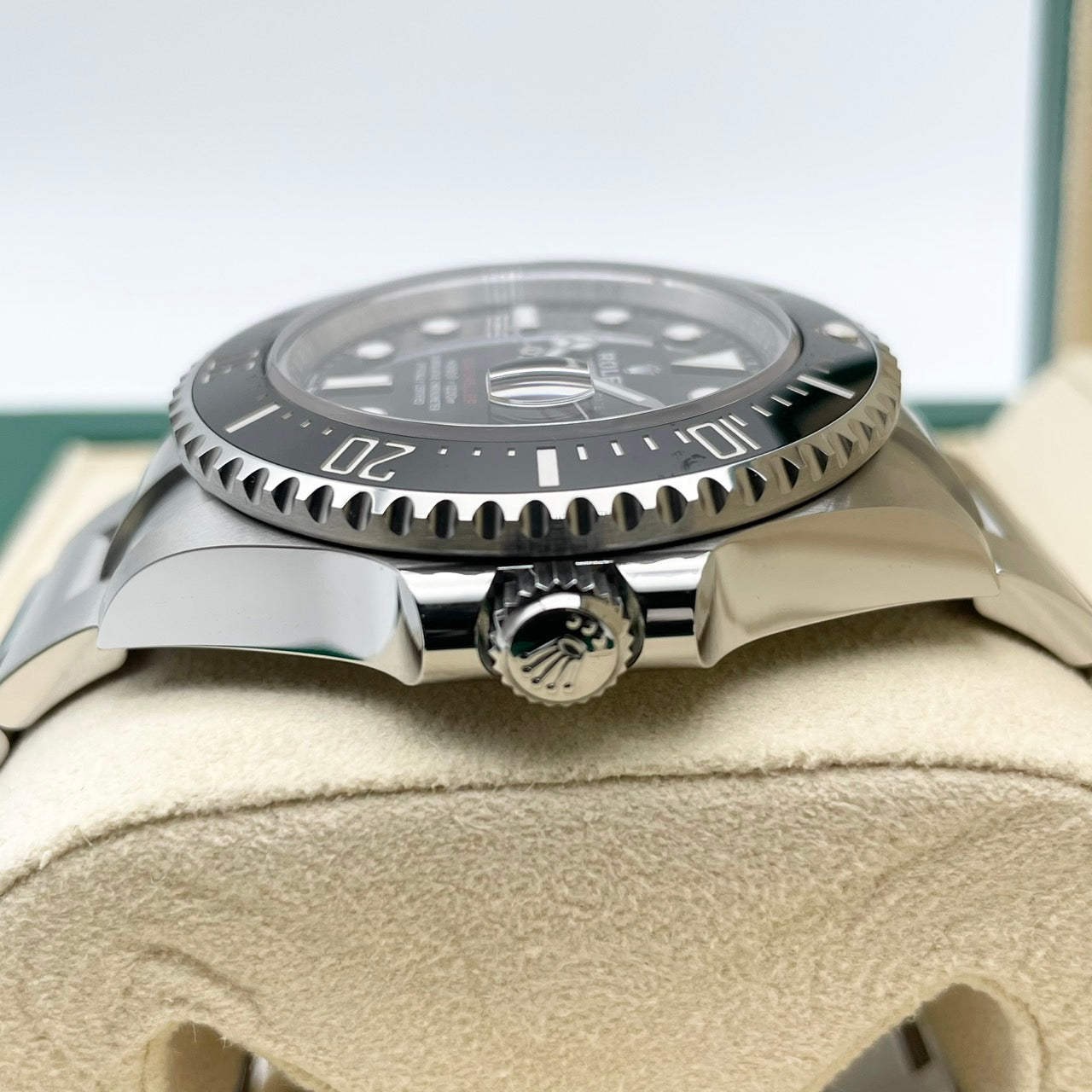 사전 소유의 롤렉스 바다 거주자 126600 블랙 굴 팔찌 43mm