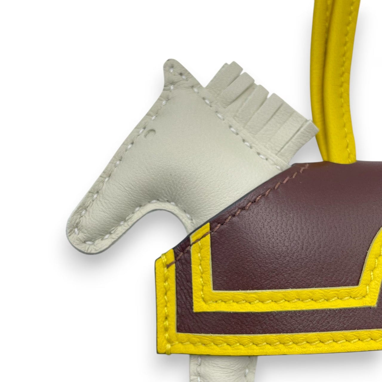 プレオウンドエルメス ロデオチャーム ロベオ24 PM クレ/テール/ジョーヌナプル K刻印