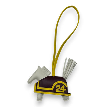 プレオウンドエルメス ロデオチャーム ロベオ24 PM クレ/テール/ジョーヌナプル K刻印