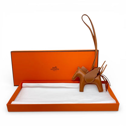 プレオウンドエルメス ペガサスチャーム PM ゴールド スイフト B刻印