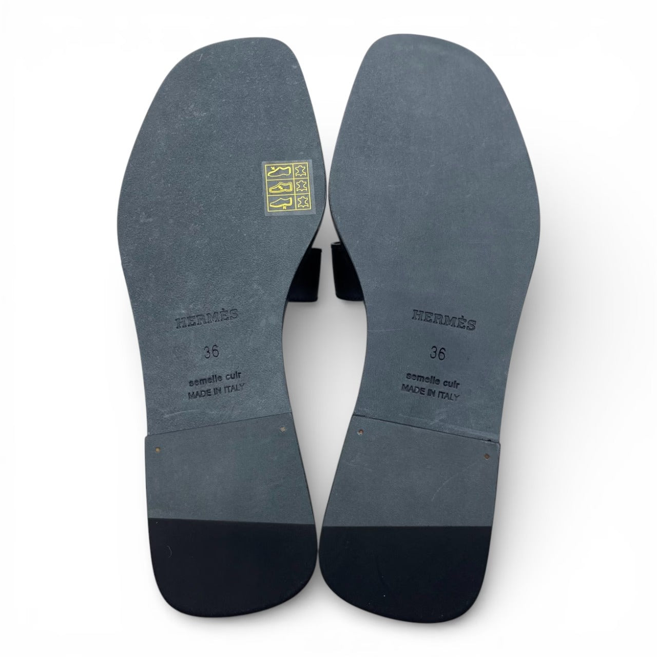 プレオウンドエルメス オラン サンダル 36 ノワール/ゴールド 23/23.5cm