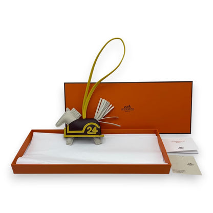 プレオウンドエルメス ロデオチャーム ロベオ24 PM クレ/テール/ジョーヌナプル K刻印