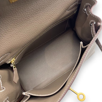 プレオウンドエルメス ケリー 25 エトゥープ トゴ マットゴールド金具 K刻印