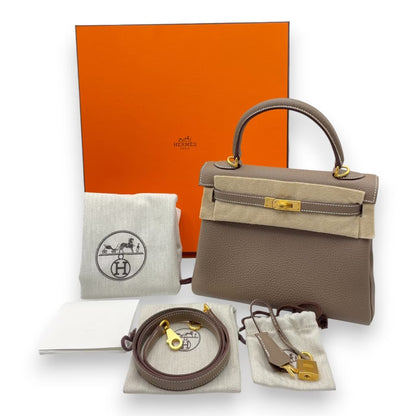 プレオウンドエルメス ケリー 25 エトゥープ トゴ マットゴールド金具 K刻印