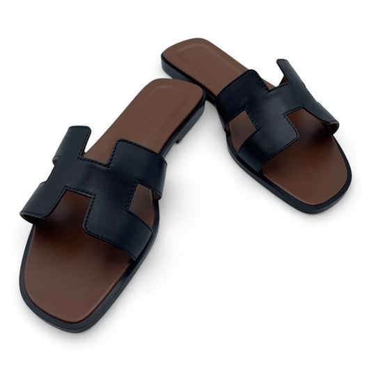 プレオウンドエルメス オラン サンダル 36 ノワール/ゴールド 23/23.5cm